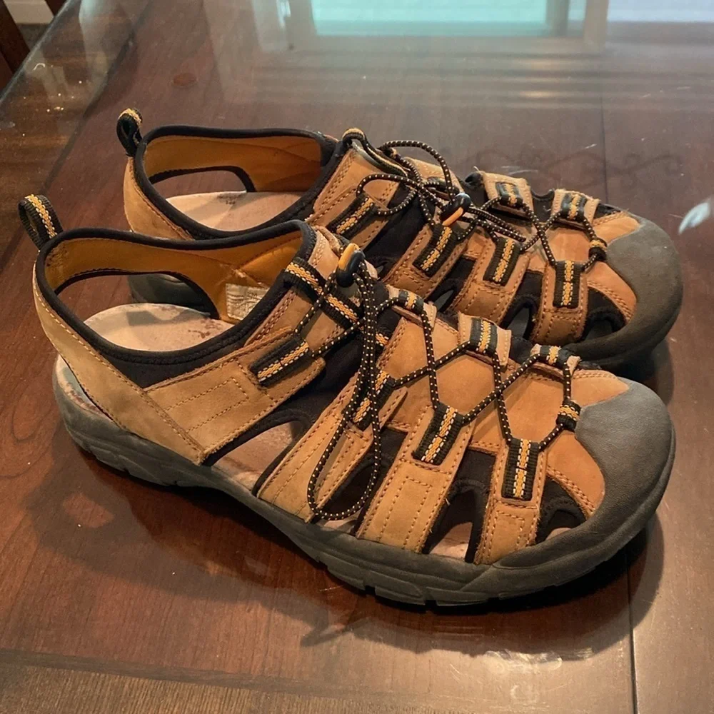 Back roads, water sandal, size 12